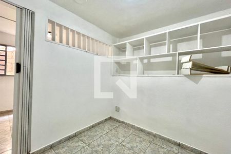 Quarto 2 de casa à venda com 5 quartos, 300m² em Jardim Oriental, São Paulo