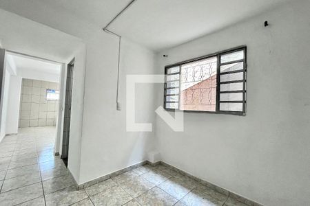Sala 1 de casa à venda com 5 quartos, 300m² em Jardim Oriental, São Paulo