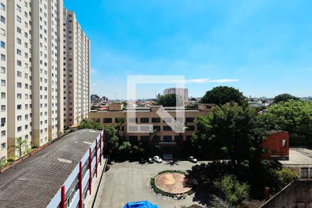 Quarto 1 de apartamento para alugar com 2 quartos, 50m² em Parque Fongaro, São Paulo