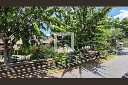 Vista de casa à venda com 4 quartos, 240m² em Vila Claudio, Santo André