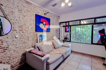 Casa para alugar com 4 quartos, 250m² em Cursino, São Paulo