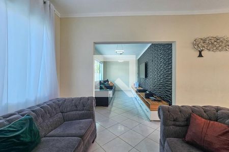 Sala de casa de condomínio para alugar com 3 quartos, 210m² em Bal Pernambuco, Guarujá