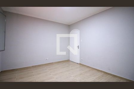 Casa à venda com 2 quartos, 200m² em Jardim Guairaca, São Paulo