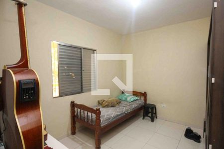 Casa à venda com 3 quartos, 184m² em Jardim Sapopemba, São Paulo