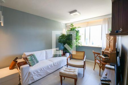 Sala de apartamento à venda com 2 quartos, 85m² em Jardim Petropolis, São Paulo
