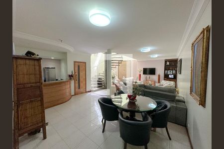 Sala de casa para alugar com 3 quartos, 399m² em Barra Funda, São Paulo