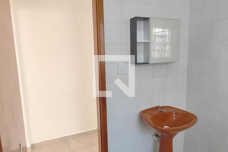 Banheiro de casa para alugar com 1 quarto, 70m² em Fundação, São Caetano do Sul