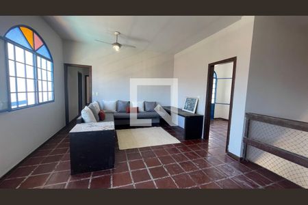 Sala de Estar de casa para alugar com 6 quartos, 456m² em Jardim Guanabara, Rio de Janeiro