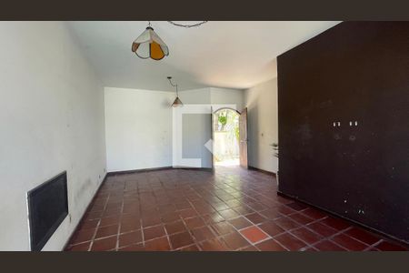 Sala de casa para alugar com 6 quartos, 456m² em Jardim Guanabara, Rio de Janeiro