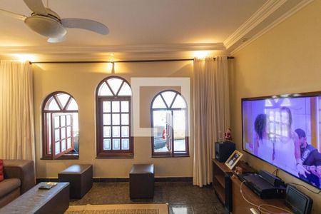 Sala de casa à venda com 3 quartos, 250m² em Jardim Yeda, Campinas