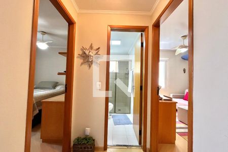 Corredor de apartamento para alugar com 2 quartos, 63m² em Vila da Saúde, São Paulo