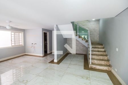 Sala de casa de condomínio para alugar com 5 quartos, 10230m² em Chacara Santa Lucia dos Ypes, Carapicuíba