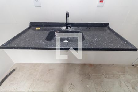 Sala/Cozinha de apartamento para alugar com 2 quartos, 45m² em Vila Jacuí, São Paulo