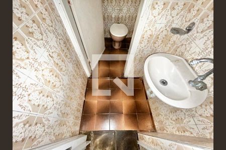 Banheiro da sala 2 de casa para alugar com 4 quartos, 170m² em Santana, São Paulo