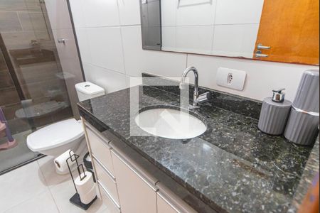 Banheiro de apartamento à venda com 3 quartos, 100m² em Vila Alice, Santo André