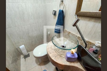 Lavabo de casa para alugar com 3 quartos, 180m² em Praça da Bandeira, Rio de Janeiro