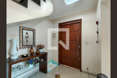 Entrada de casa para alugar com 3 quartos, 180m² em Praça da Bandeira, Rio de Janeiro