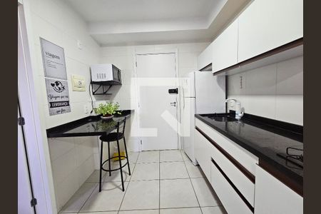 Cozinha de kitnet/studio para alugar com 1 quarto, 28m² em Jardim Caravelas, São Paulo