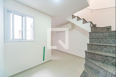 Sala de apartamento para alugar com 2 quartos, 57m² em Jardim Santo Antônio, Santo André