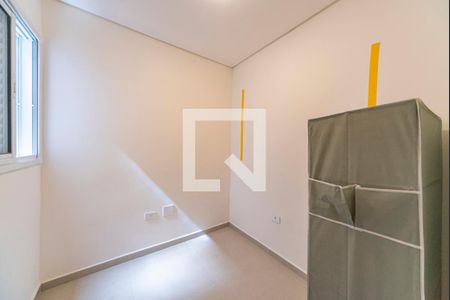 Quarto 1 de apartamento para alugar com 2 quartos, 57m² em Jardim Santo Antônio, Santo André