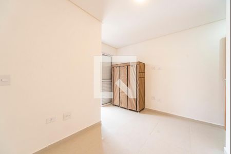 Quarto 2 de apartamento para alugar com 2 quartos, 57m² em Jardim Santo Antônio, Santo André