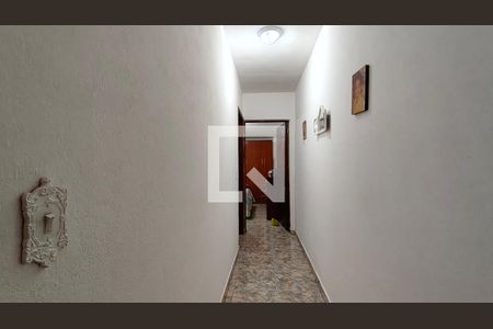 Corredor de casa à venda com 7 quartos, 264m² em Vila Bancaria Munhoz, São Paulo