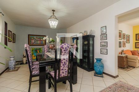 Sala de Jantar de casa à venda com 3 quartos, 330m² em Serraria, Porto Alegre