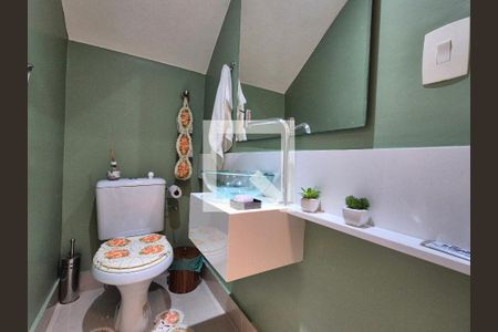 Lavabo 1 de casa para alugar com 4 quartos, 255m² em Barra da Tijuca, Rio de Janeiro