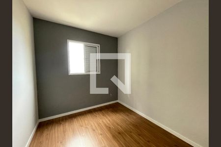 Quarto 2 de apartamento para alugar com 2 quartos, 50m² em Parque Turiguara, Cotia