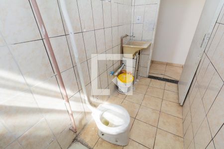 Banheiro de casa para alugar com 1 quarto, 37m² em Jardim Matarazzo, São Paulo