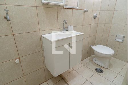 Banheiro de kitnet/studio para alugar com 1 quarto, 34m² em Santa Cecilia, São Paulo