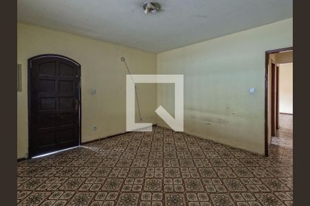 Casa à venda com 3 quartos, 168m² em Vila Guedes, São Paulo