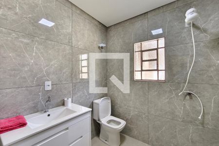 Banheiro de casa à venda com 2 quartos, 298m² em Jardim São Vicente, Campinas