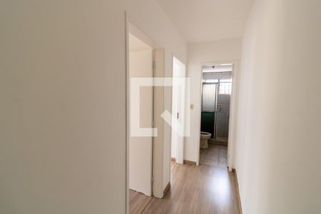 Corredor de casa de condomínio à venda com 2 quartos, 70m² em Glória, Porto Alegre