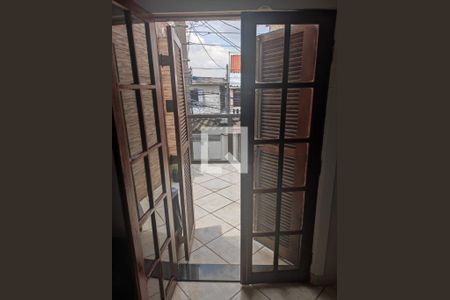 Casa à venda com 2 quartos, 180m² em Jardim Santa Cecilia, Guarulhos