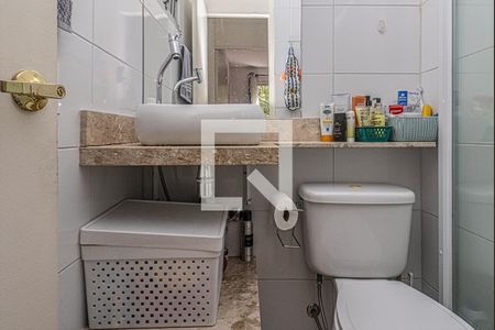 banheiro social_1 de apartamento à venda com 2 quartos, 47m² em Jardim Santa Emilia, São Paulo