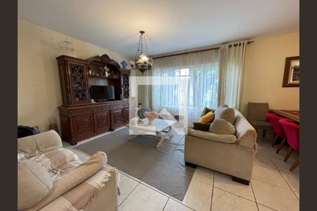 Sala de casa para alugar com 4 quartos, 180m² em Vila Lageado, São Paulo