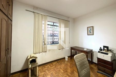 Casa à venda com 3 quartos, 360m² em Renascença, Belo Horizonte