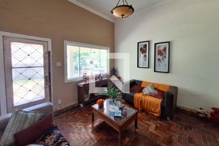 Sala 1 de casa para alugar com 6 quartos, 3000m² em Maria Paula, Niterói