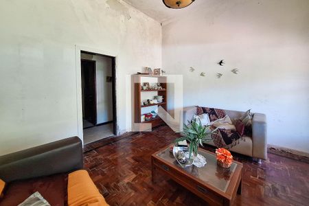 Sala 1 de casa para alugar com 6 quartos, 3000m² em Maria Paula, Niterói