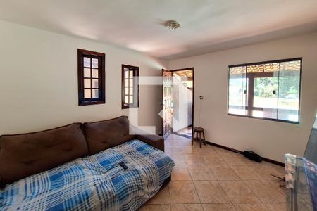 Sala 2 de casa para alugar com 6 quartos, 3000m² em Maria Paula, Niterói