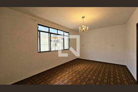 Casa à venda com 3 quartos, 383m² em Vila Pirapora, Jundiaí