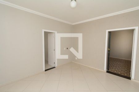 Sala de casa à venda com 3 quartos, 250m² em Santa Helena, Belo Horizonte