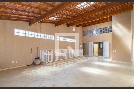 Varanda de casa para alugar com 3 quartos, 205m² em Vila Bertioga, São Paulo