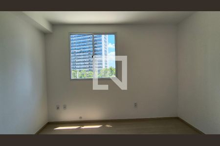 Suíte de apartamento para alugar com 3 quartos, 60m² em Barra Olímpica, Rio de Janeiro