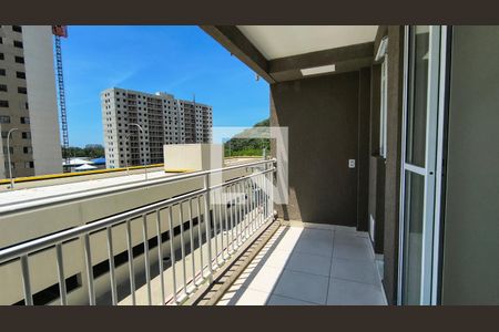 Varanda de apartamento para alugar com 3 quartos, 60m² em Barra Olímpica, Rio de Janeiro