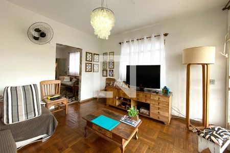 Sala de casa à venda com 3 quartos, 360m² em Cachoeirinha, Belo Horizonte