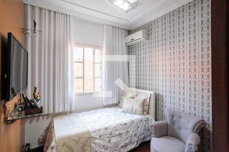 Casa 1 - Quarto 1 de casa à venda com 3 quartos, 360m² em Jaraguá, Belo Horizonte