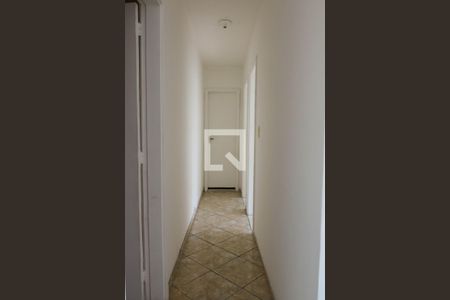 Corredor de apartamento para alugar com 2 quartos, 65m² em Todos Os Santos, Rio de Janeiro