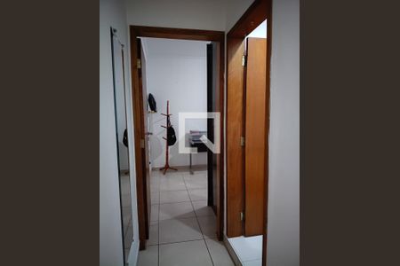 Casa à venda com 5 quartos, 200m² em Canhema, Diadema